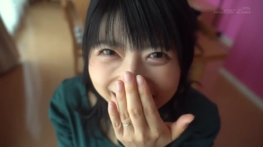 性交 · 全裸 · 卧室 · 仰卧开腿 · 陶醉 · 中文字幕 · 床单 · 阴部特写