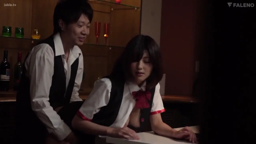 中景 · 酒瓶 · 平淡 · 职场诱惑 · 酒吧 · 站立后入 · 猥亵行为 · 餐饮制服