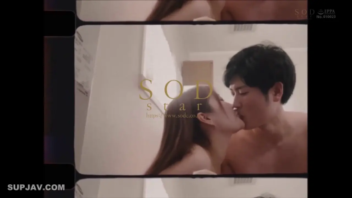 全裸 · 卧室 · 陶醉 · 拥抱 · 面部特写 · 接吻 · AV视频截图