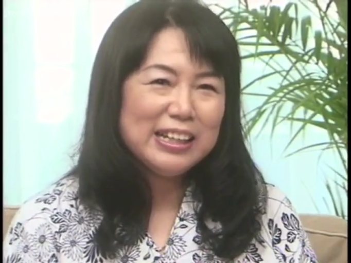 室内 · 全景 · 职场装 · 地毯 · 调教 · 冷淡 · 多人互动 · 跨坐与躺卧