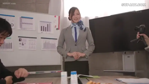 卧室 · 陶醉 · 臀部 · 床 · 仰卧 · 内衣 · POV · 揉捏