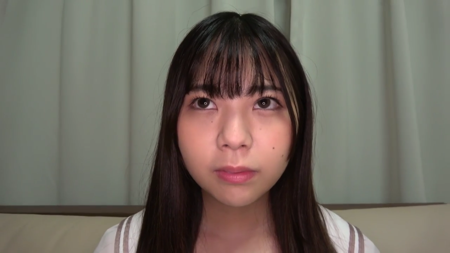 室内 · 坐姿 · 全裸 · 痛苦 · 中景 · 多人 · 手机 · 群交