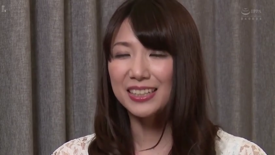 室内 · 胸部 · 揉乳 · 全裸 · 迷离 · 仰卧 · 成人内容