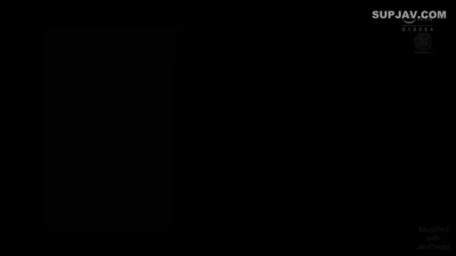 室内 · 全裸 · 站立 · 远景 · 惊恐 · 门口 · 拉扯 · 房门