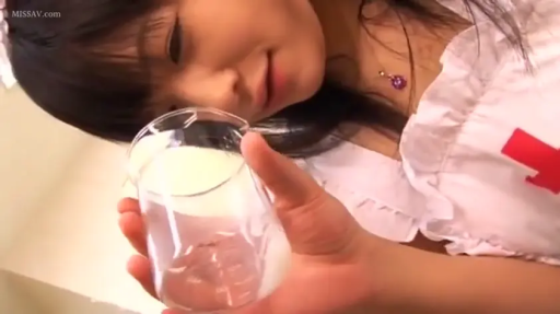 室内 · 面部 · 口交 · 阴茎 · 痛苦 · 黑色上衣 · 跪立 · 强制感