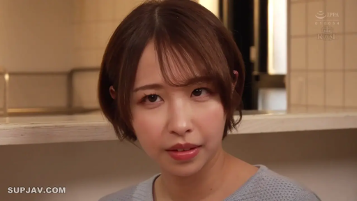 室内 · 脸部 · 低头 · 羞涩 · 交流 · 灰色毛衣 · 三次元