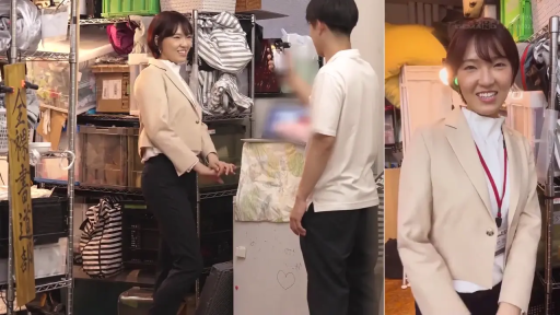 站立 · 中景 · 职场女性 · 货架 · 对话交流 · 开朗微笑 · 仓库储物间 · 米色西装职业装