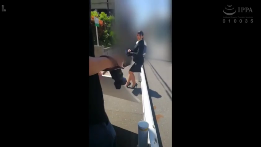 街道 · 黑色西装外套