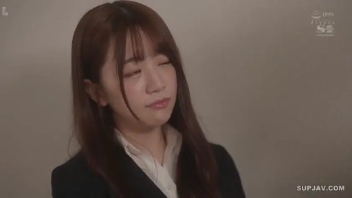 室內 · 憂鬱 · 職業裝 · 特寫 · 凝视 · OL · 立姿