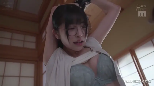 绳子 · 站立 · 内衣 · 上半身 · 痛苦 · 束缚 · 日式房间 · 被吊起