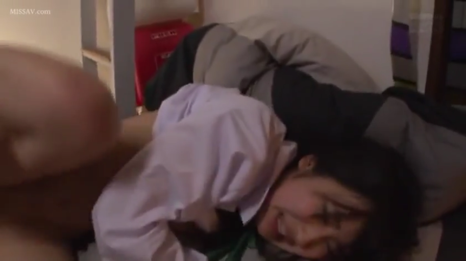 多人 · 卧室 · 兔女郎头饰 · 阴部 · 抬腿 · 丝袜控 · 迷醉 · 兔耳发箍
