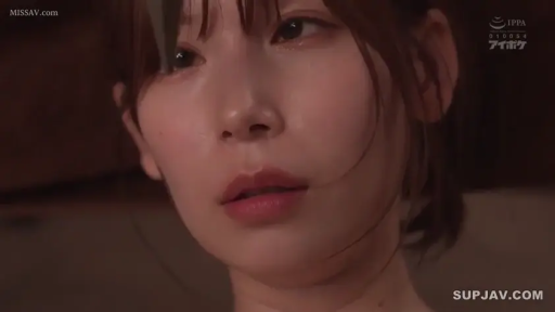 室内 · 面部 · 迷离 · 凝视 · 正面 · 成人色情