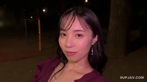 脸部 · 卧室 · 性行为 · 内衣 · 卧姿 · 阿黑颜 · 掐脖子