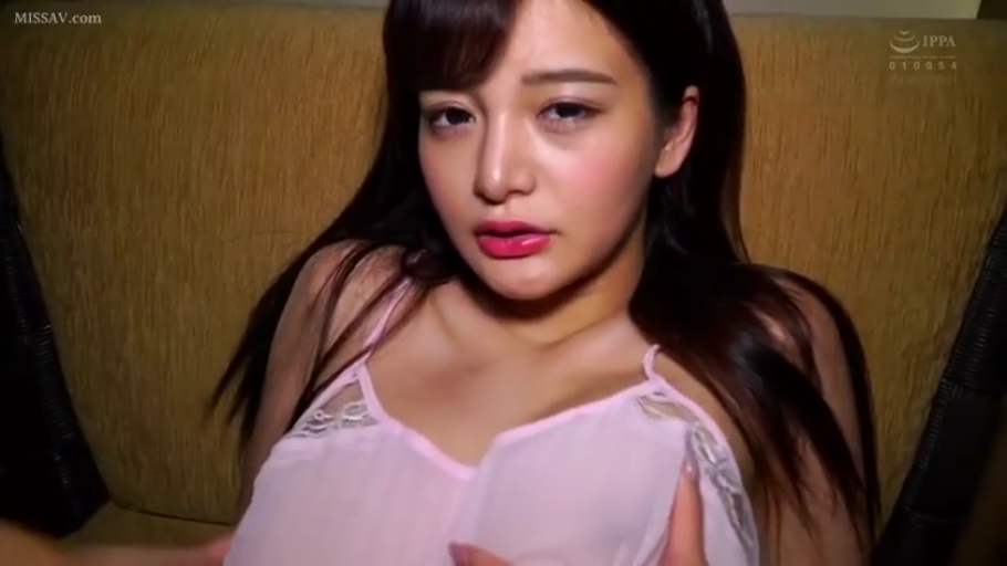 Indoor · Sitting Posture · Breast close-up · Hazy · 成人内容 · Pink lace pajamas · 自摸揉胸