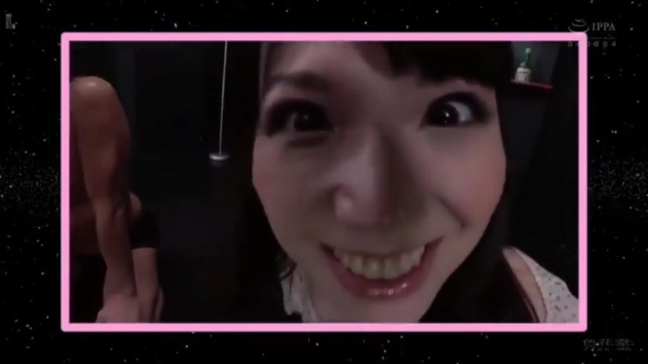 室内 · 脸部特写 · 休闲服