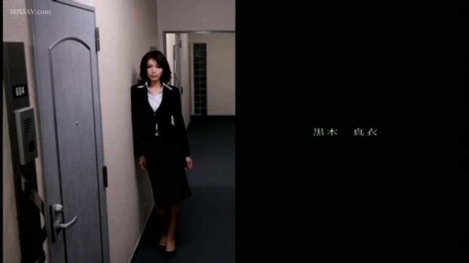 全身 · 站立 · 職業裝 · 走廊