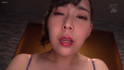 室内 · 迷离 · 面部特写 · 对视 · POV视角 · 俯视 · 紫色吊带衫