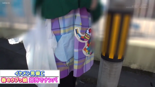 站立 · 躯干 · 街道 · 模糊 · 围裙 · 塑料袋 · 被搭讪