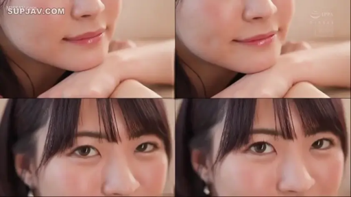 室内 · 微笑 · 注视 · 托腮 · 拼图 · 五官特写