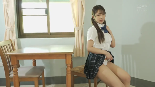 窗边 · 撩起裙子 · 无辜 · 白色内裤 · 露底 · 展示内裤 · 桌椅