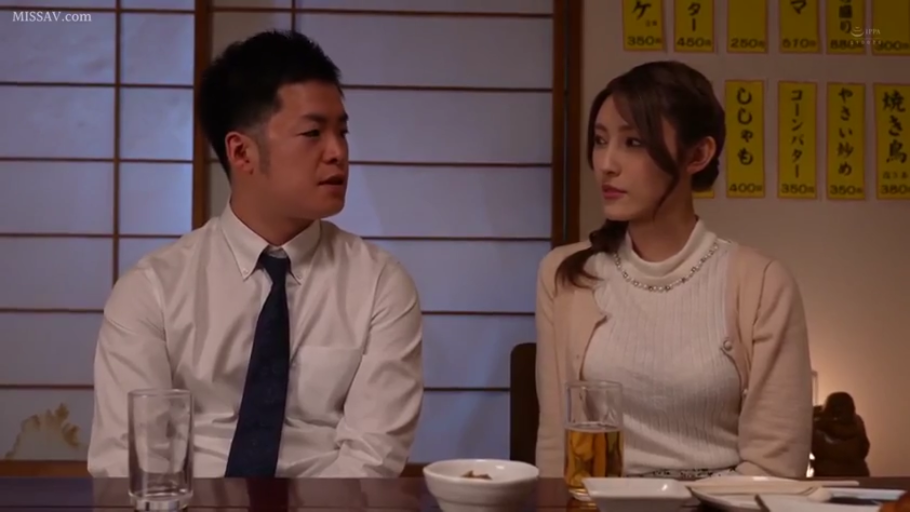 坐姿 · 交谈 · 严肃 · 半身 · 酒杯 · 剧情 · 衬衫领带 · 居酒屋