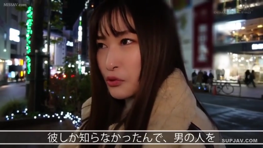 床铺 · 口交 · 马赛克 · 趴姿 · 黑色蕾丝内衣 · 性器官特写 · 玫瑰花