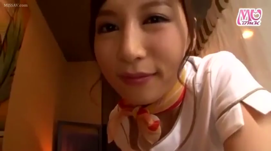 室内 · 俯身 · 台灯 · 凝视 · 手交 · 露点 · 白色内衣
