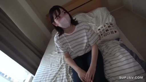 校服 · 教室 · 跪姿 · 手交 · 渴望 · 制服诱惑 · 书桌 · 私处马赛克