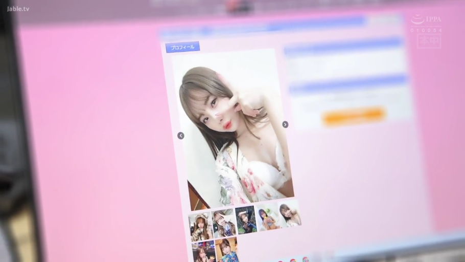 室內 · 半身 · 內衣