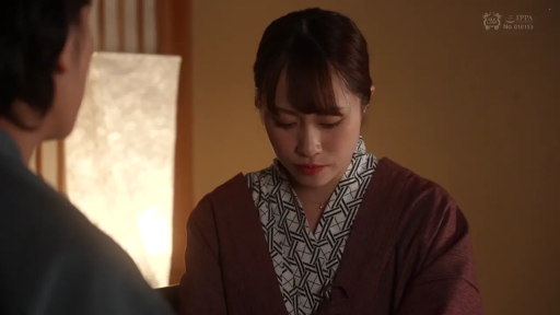 坐姿 · 和室 · 面部特写 · 浴衣