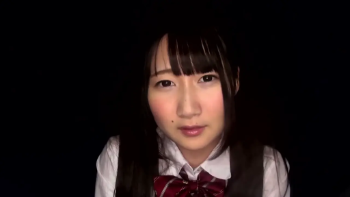 室内 · 顔部のクローズアップ · 恥ずかしがり屋 · 凝視 · JK制服 · アジア人女性 · 正对镜头