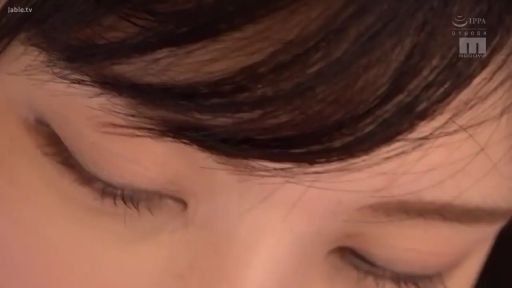 室内 · 裸体 · 诱惑 · 局部特写 · 舔舐 · 皮肤纹理 · 近拍