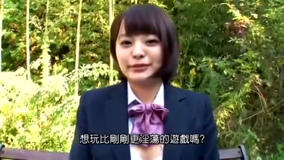 室内 · 仰卧 · 舔阴 · 特写 · 半裸 · 私处 · 不可见