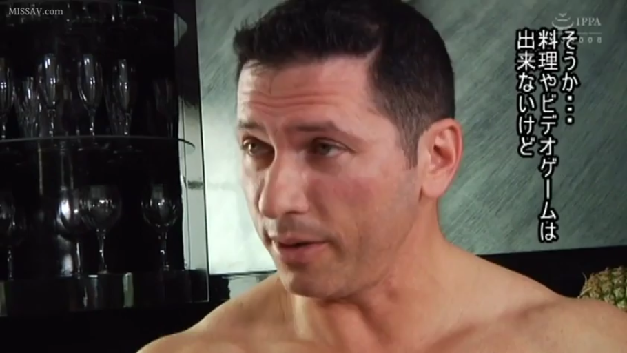 侧面 · 严肃 · 脸部特写 · 酒杯 · 谈话 · 裸露 · 酒吧柜台 · 欧美男优