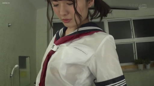 专注 · 卧室 · 床 · 面部特写 · 交流 · 情侣 · 对坐 · 粉色针织衫