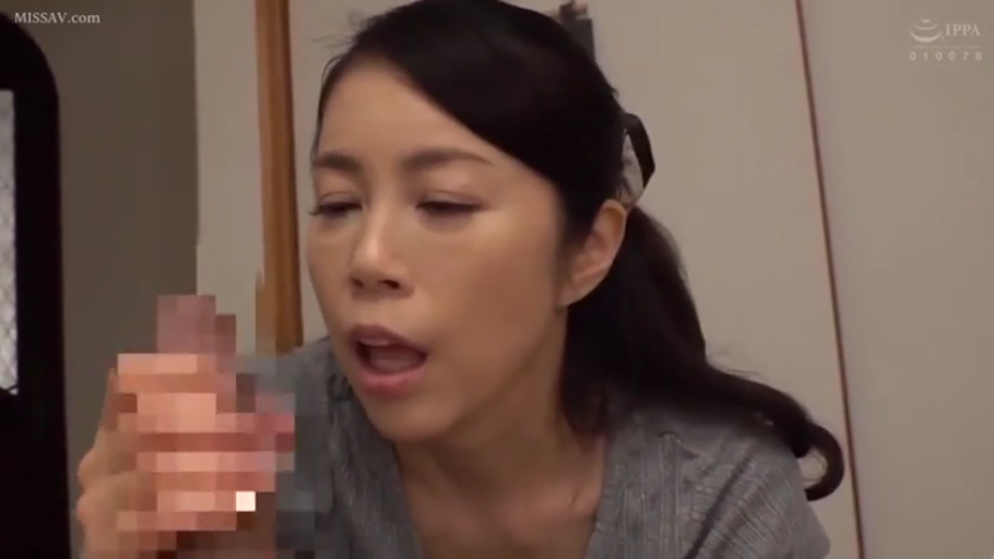 室内 · 口交 · 马赛克 · 面部特写 · 针织衫 · 近景 · 张嘴