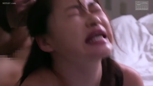 坐姿 · 性交 · 臉部特寫 · 全裸 · 臥室 · 销魂 · 马赛克 · 床