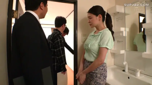 Indoor · Conversation · Whole body · Stand · 自然 · Business attire · 文件夹