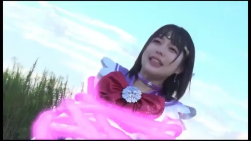 站立 · 面部特写 · 户外 · 水手服