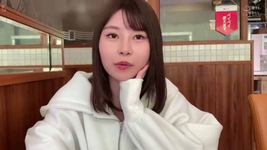 忧郁 · 展示 · 站姿 · 厨房 · 熟女 · 厨具 · 绑带内衣