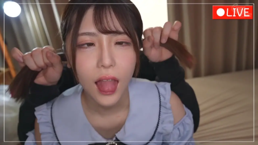 Indoor · Close-up of the face · Ahegao · 正对镜头 · Ruffle Top · 扯头发与吐舌 · 直播水印