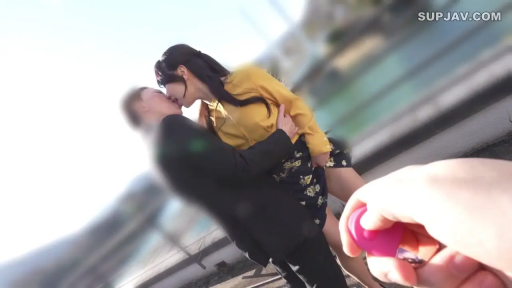 投入 · 全景 · 抱擁 · 接吻 · 屋外 · 偷拍视角 · 打火机 · 现代休闲装