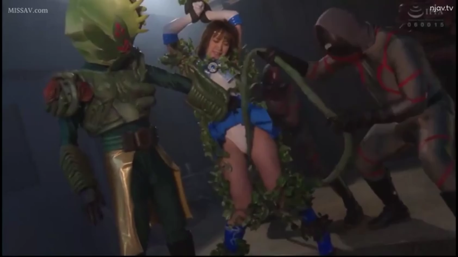 废墟 · 全景 · 举手 · 角色扮演服