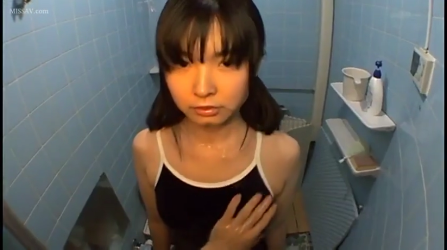 室内 · 坐姿 · 微笑 · 情趣内衣 · 挑逗 · 腿部特写 · 恋物 · 蒙眼布