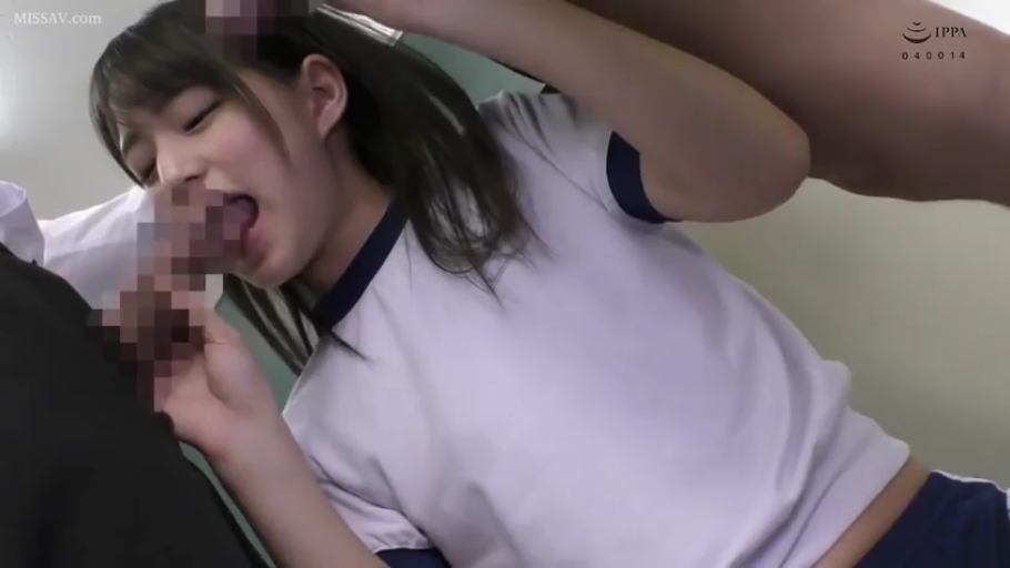 室内 · 口交 · 迷离 · 仰卧 · 阴茎 · 头部特写 · 学生 · 体操服