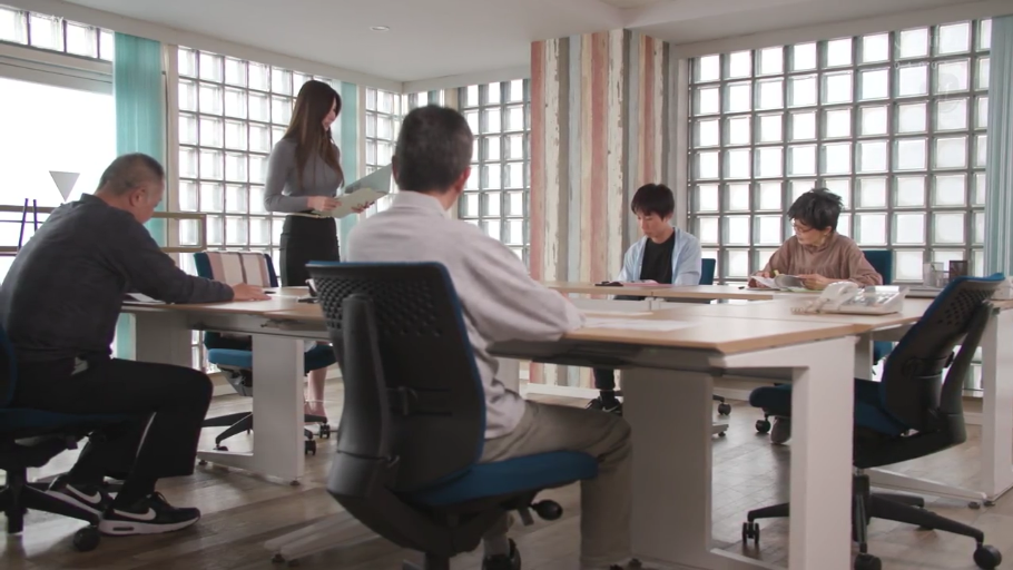 办公室 · Standing Posture · 全景 · Business attire · 认真 · 文件夹 · OL · 讨论