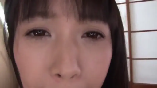 脸部特写 · 和室 · 迷离 · 凝视 · 正对镜头 · 日本女性