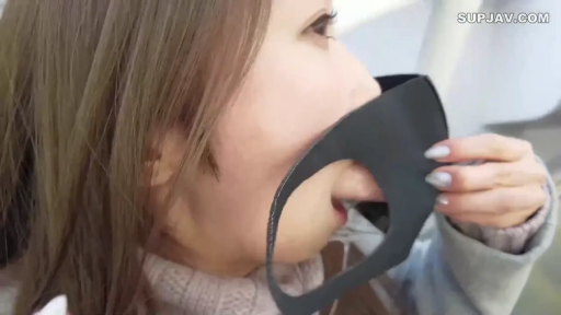 顔部のクローズアップ · 屋外 · 毛衣