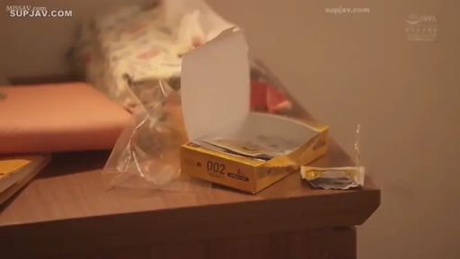 室內 · 静物 · 避孕套 · 道具特写