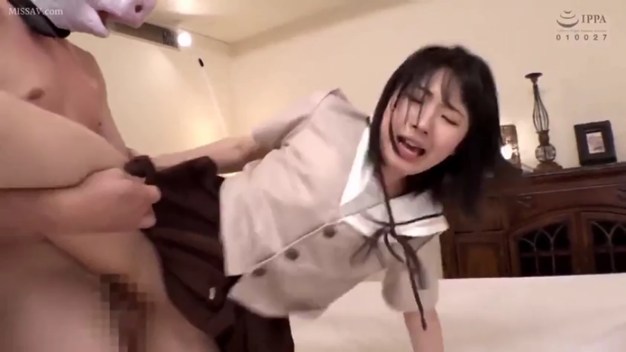 寝室 · モザイク · 性行為 · 后入式 · 中景 · JK制服 · 哭泣 · 猪头面具